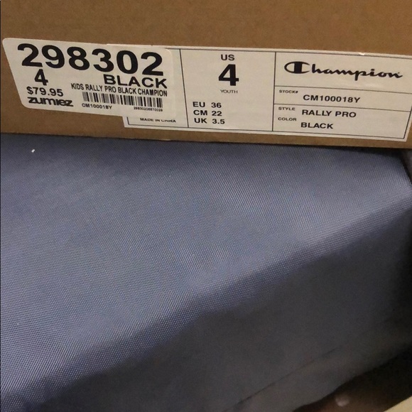 Champion shoes - Picture 2 of 3